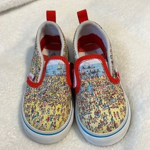 Where’s Waldo Ionic Collection Infant Shoes  Size 9